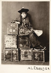 アレクサンドラキッチン、「チャイナマン」、1873年7月14日（セピア写真） 作： Charles Lutwidge Dodgson